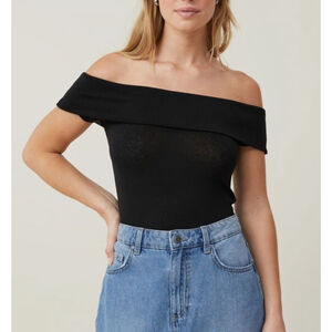 Cotton On Size Medium Off The Shoulder Top in Black NWT